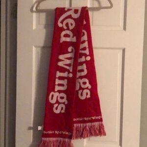 Detroit Red Wings scarf